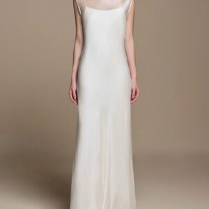 HUONG BOUTIQUE Valentina Dress